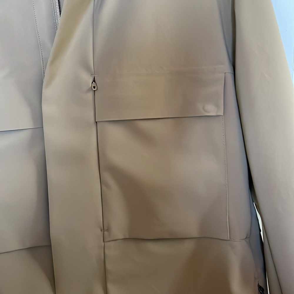 Lululemon Jacket - Picture 2 of 4